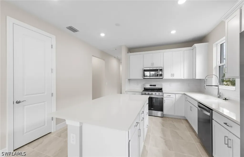 7148 Chapel Creek Lane North Fort Myers FL 33917