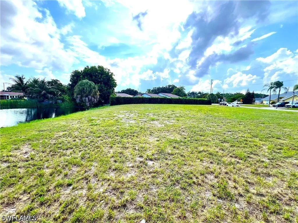 1359 Granada Boulevard Naples FL 34103