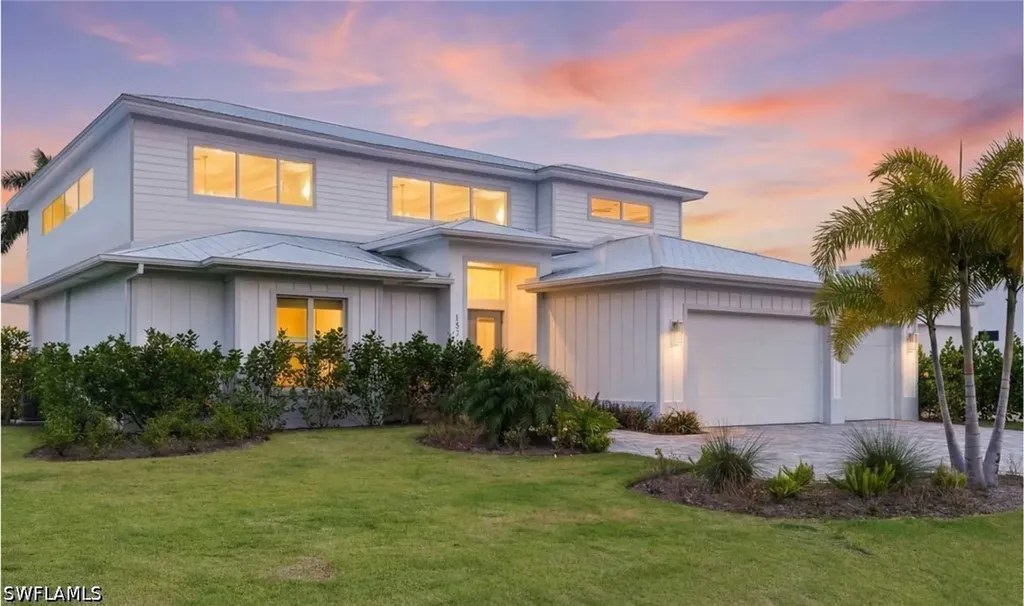 1359 Granada Boulevard Naples FL 34103