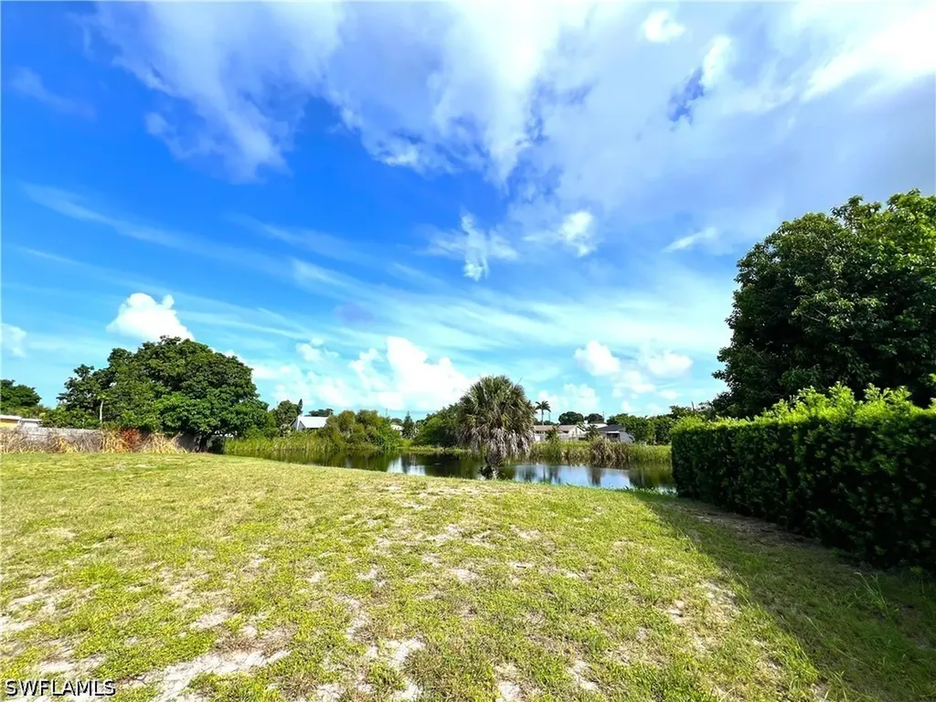 1359 Granada Boulevard Naples FL 34103