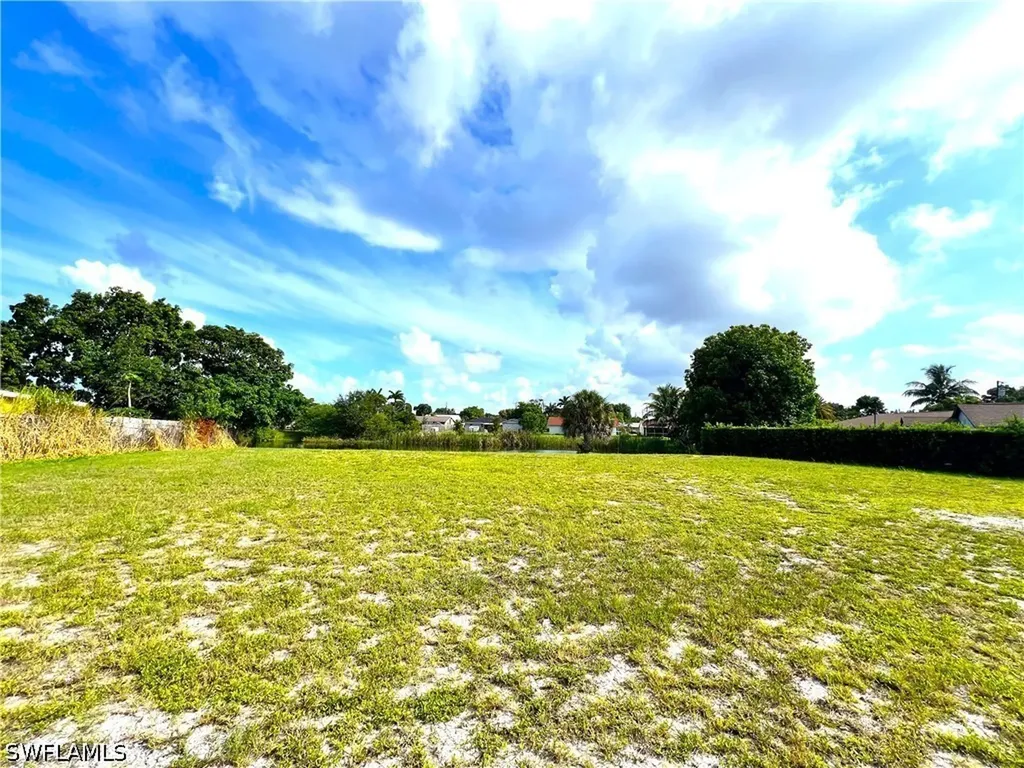 1359 Granada Boulevard Naples FL 34103