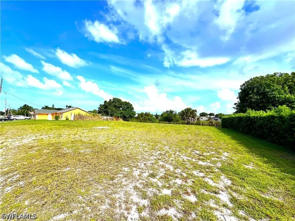 1359 Granada Boulevard Naples FL 34103