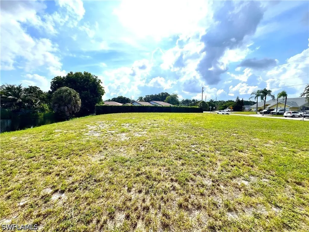 1359 Granada Boulevard Naples FL 34103