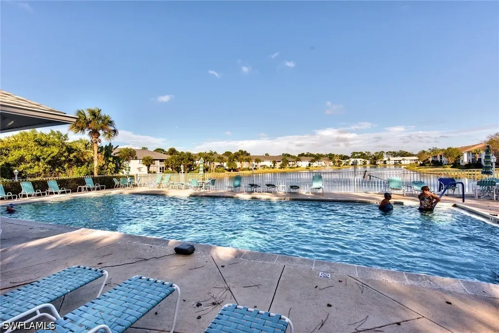 228 Belina Drive Naples FL 34104