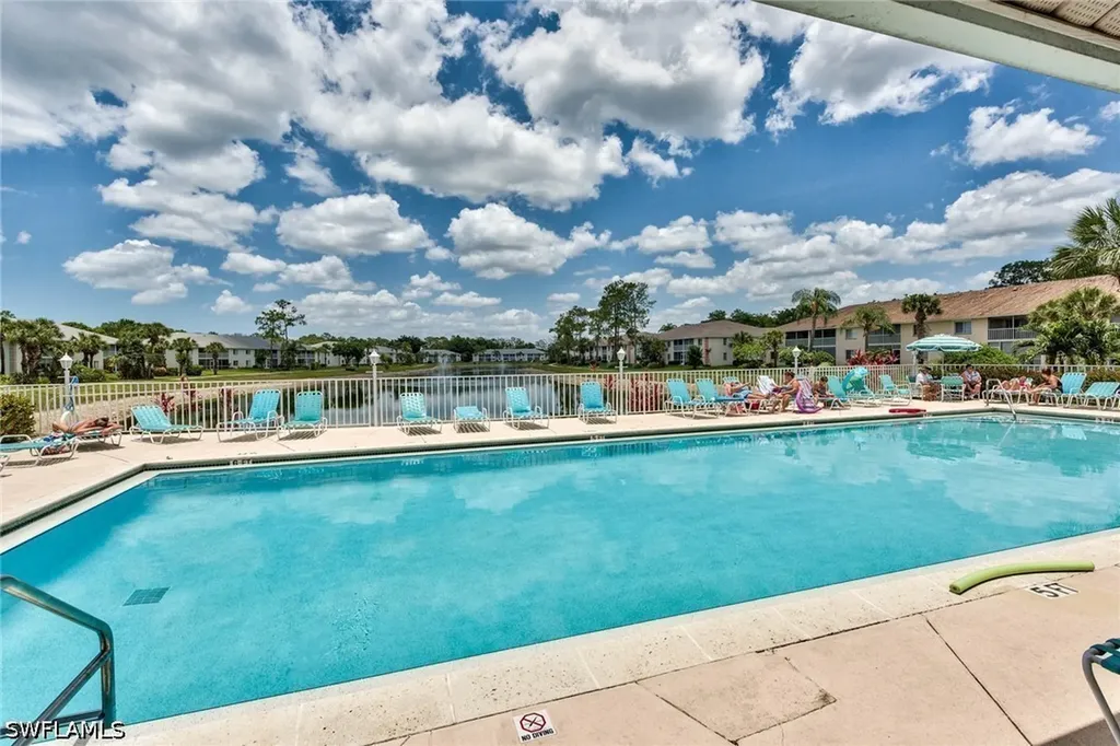 228 Belina Drive Naples FL 34104