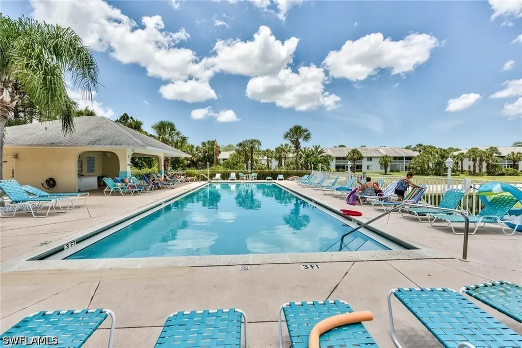 228 Belina Drive Naples FL 34104