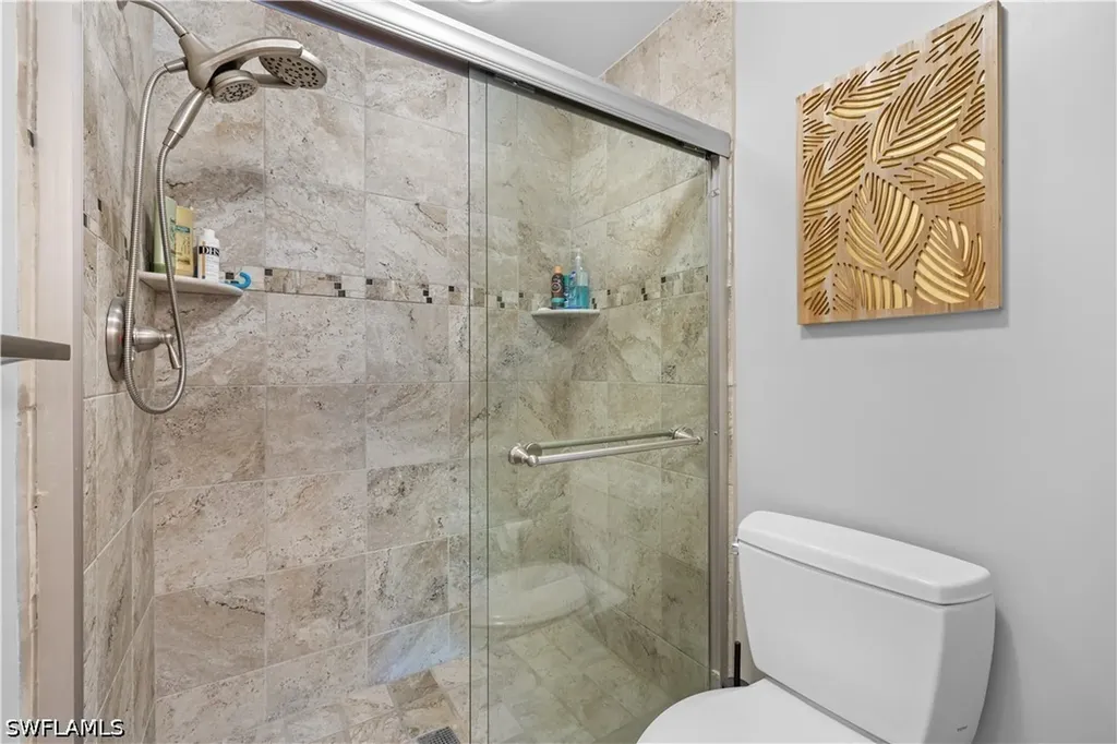 228 Belina Drive Naples FL 34104