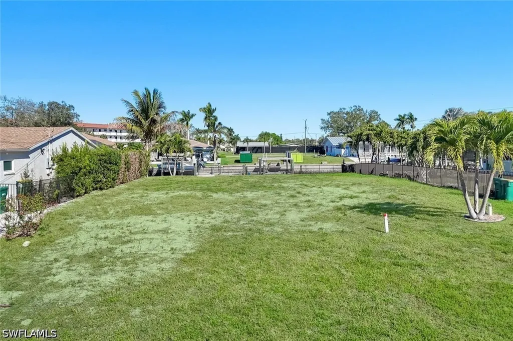 207 6th Street Bonita Springs FL 34134