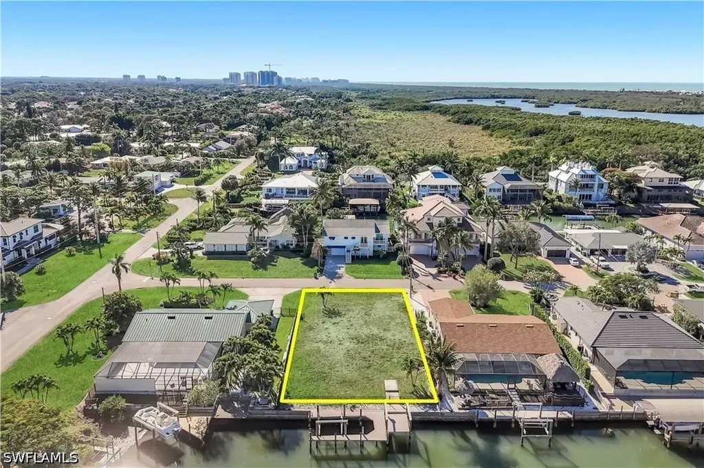 207 6th Street Bonita Springs FL 34134