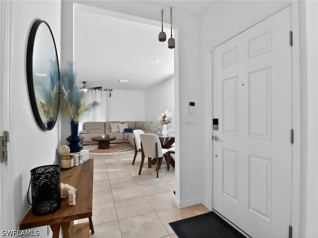 1672 Lake Jessup Circle Cape Coral FL 33909