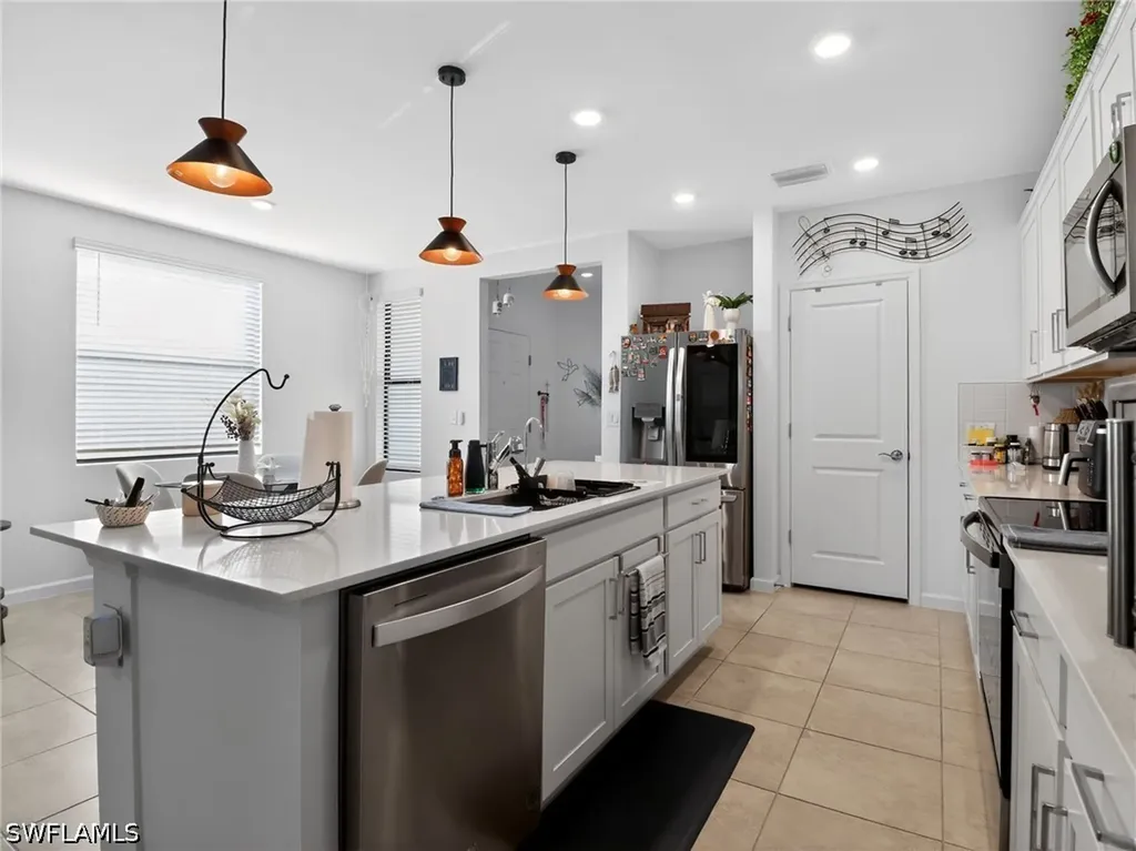 1672 Lake Jessup Circle Cape Coral FL 33909
