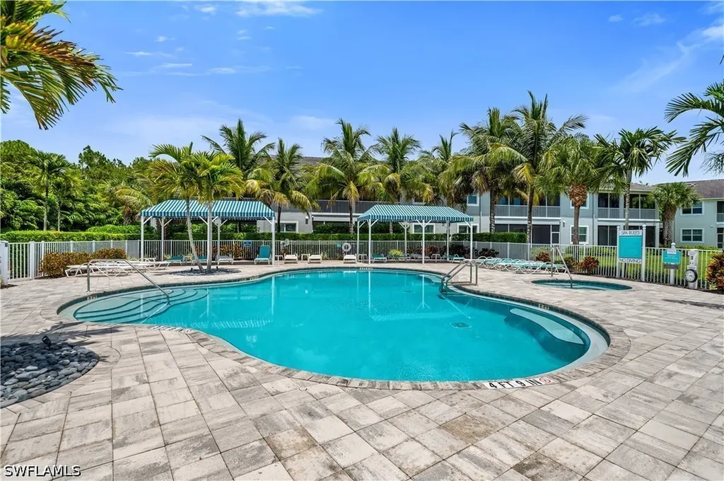 6959 Avalon Circle Naples FL 34112