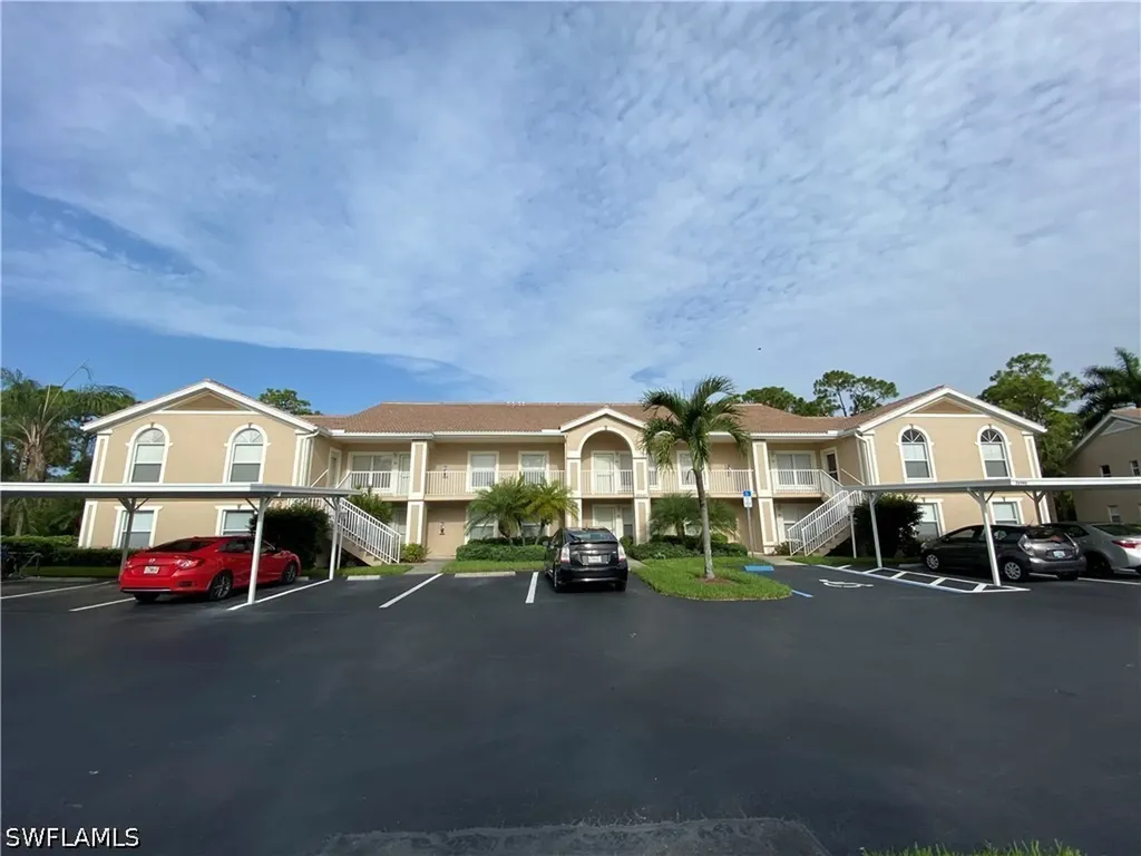 Bonita Springs FL, 28940 Bermuda Pointe Circle, Unit 102