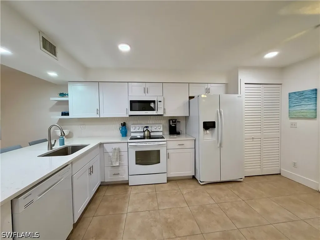 28940 Bermuda Pointe Circle Bonita Springs FL 34134