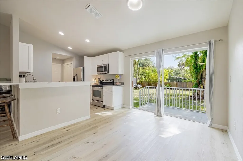 211 Palmacea Road Fort Myers FL 33905