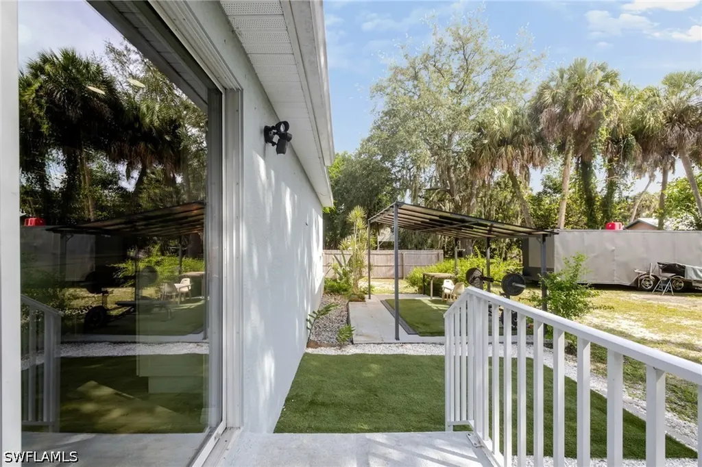 211 Palmacea Road Fort Myers FL 33905