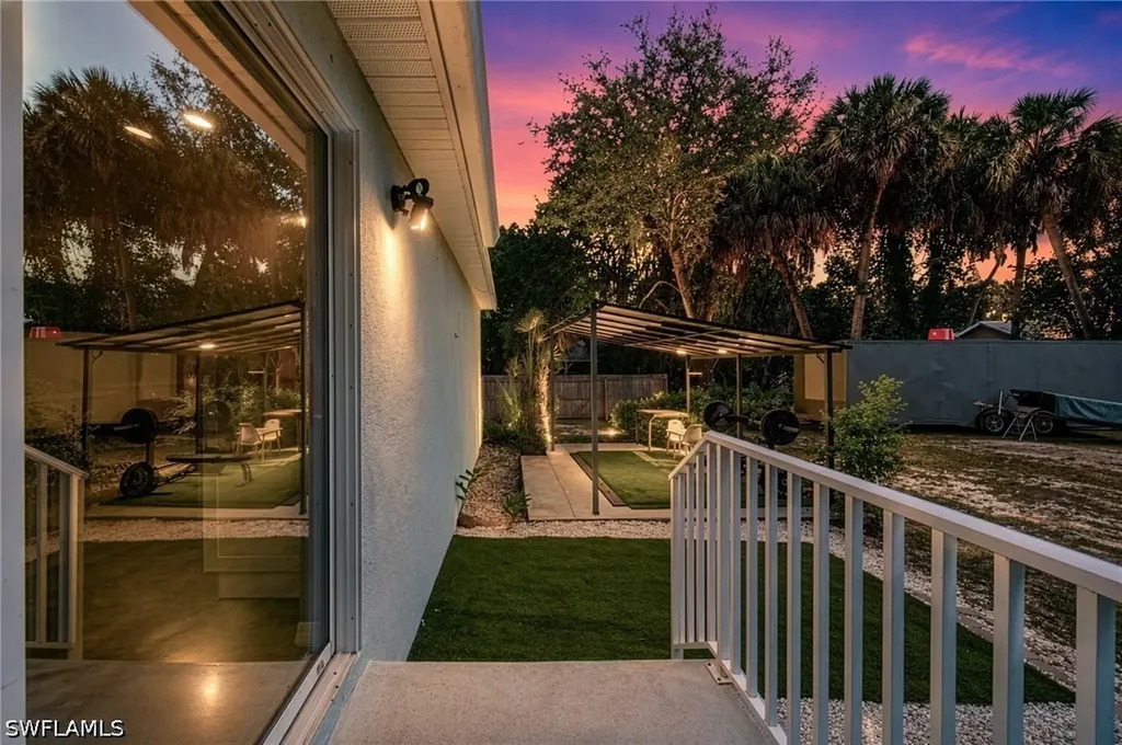211 Palmacea Road Fort Myers FL 33905