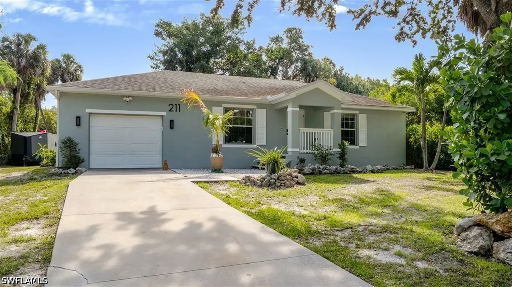 211 Palmacea Road Fort Myers FL 33905
