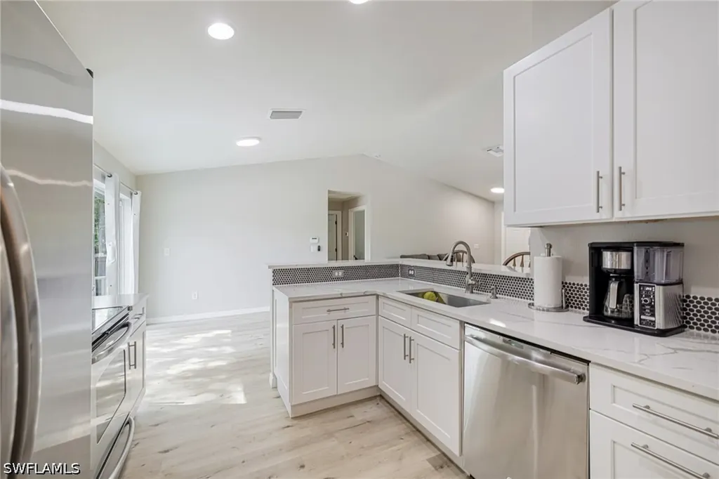 211 Palmacea Road Fort Myers FL 33905