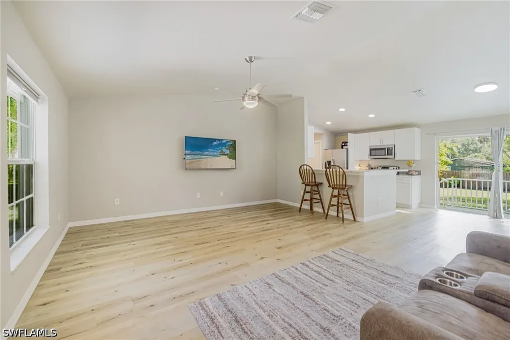 211 Palmacea Road Fort Myers FL 33905