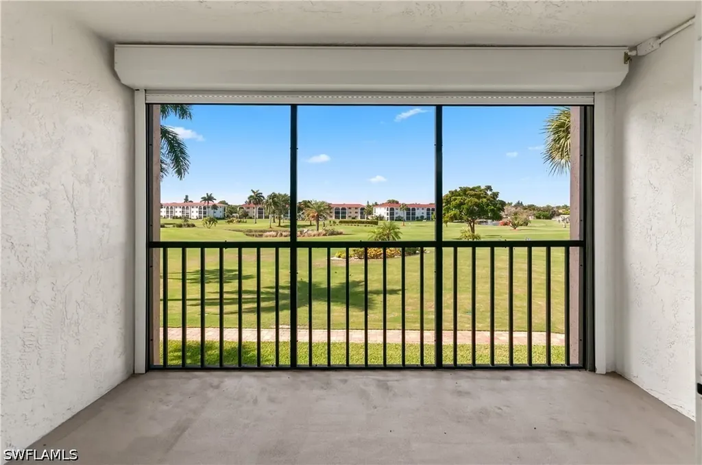 13 High Point Circle N Naples FL 34103