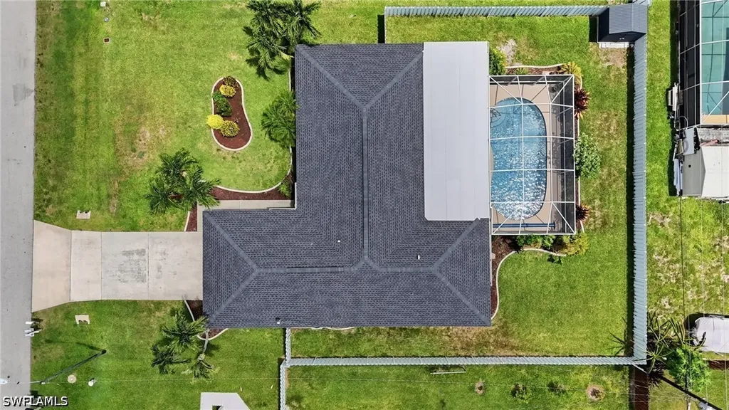 329 SE 16th Place Cape Coral FL 33990