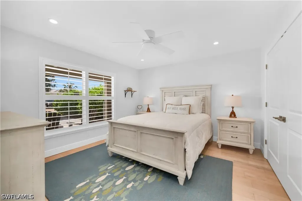 523 107th Avenue N Naples FL 34108