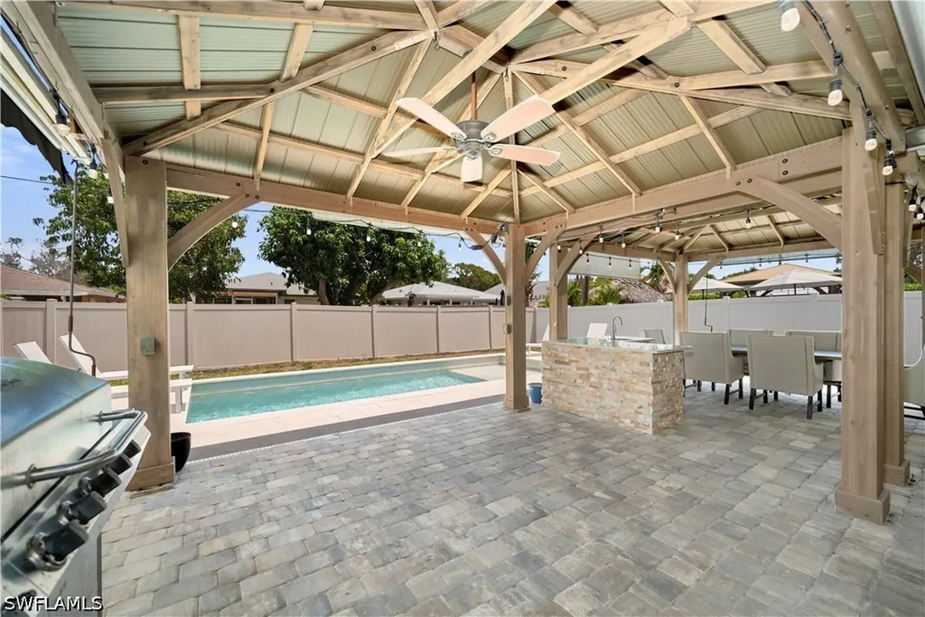 523 107th Avenue N Naples FL 34108