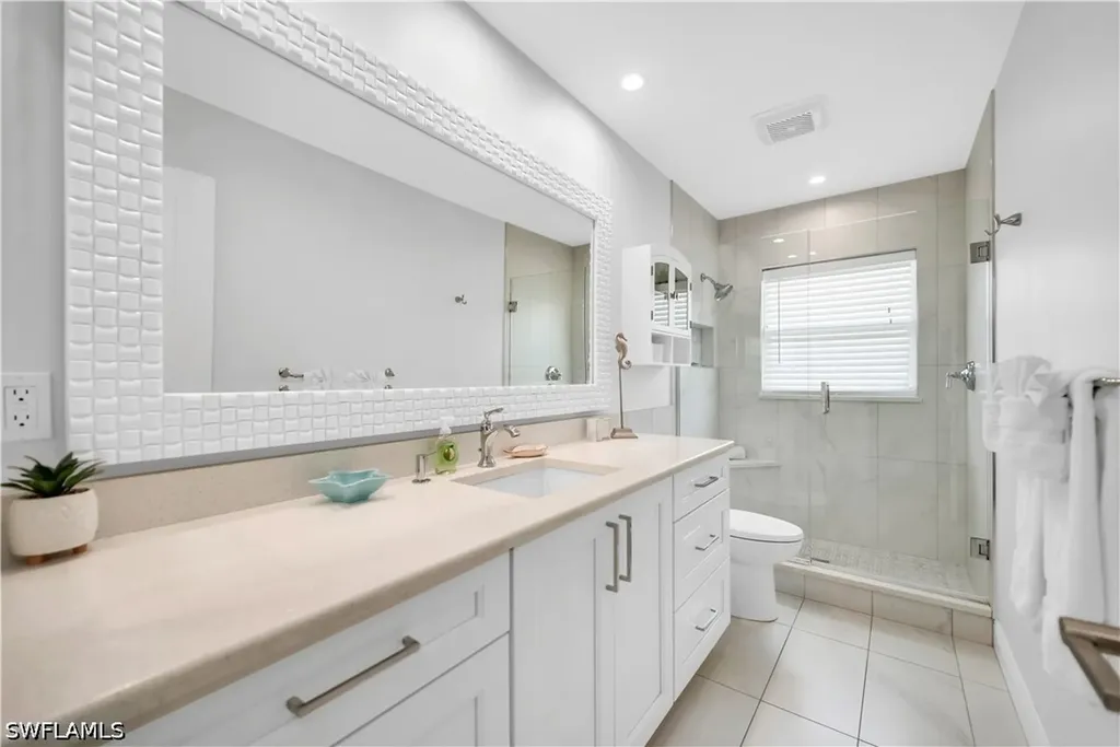 523 107th Avenue N Naples FL 34108