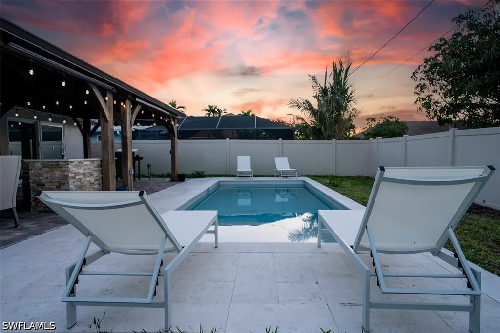 523 107th Avenue N Naples FL 34108