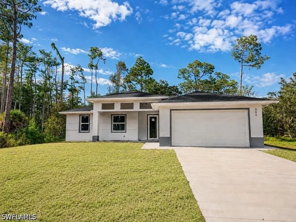 302 Stonybrook Avenue Lehigh Acres FL 33972