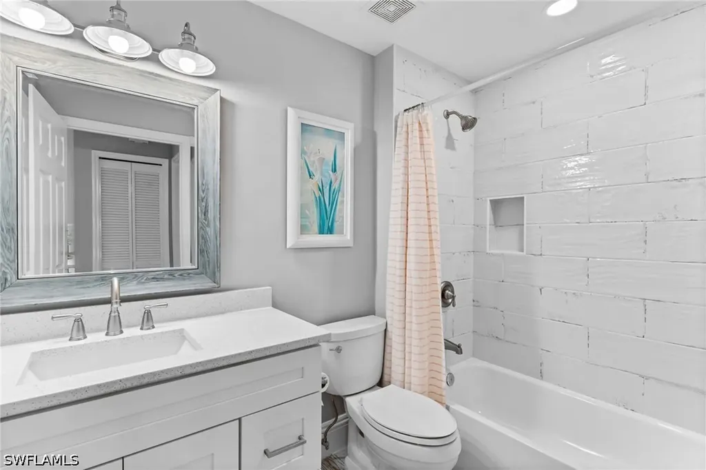 5140 Cobble Creek Court Naples FL 34110