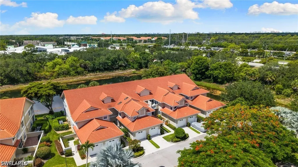 5140 Cobble Creek Court Naples FL 34110