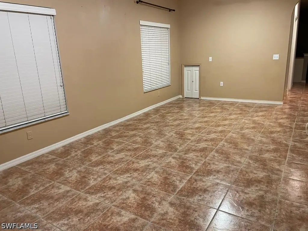 3265 Amanda Lane Naples FL 34109