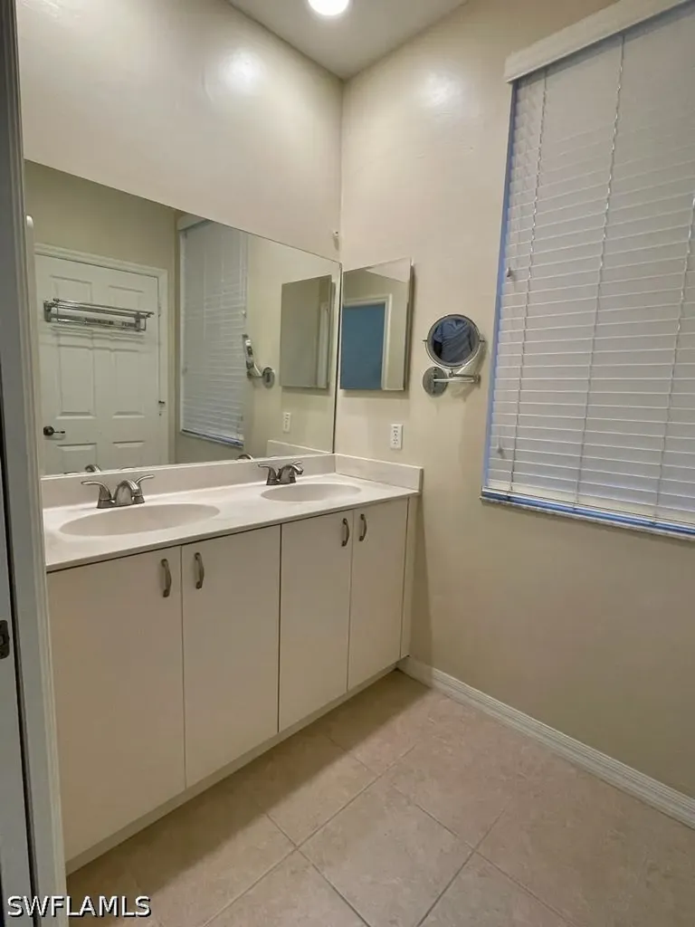 3265 Amanda Lane Naples FL 34109