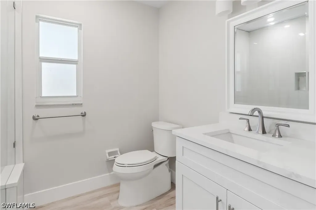 54 Liberty Lane Naples FL 34112