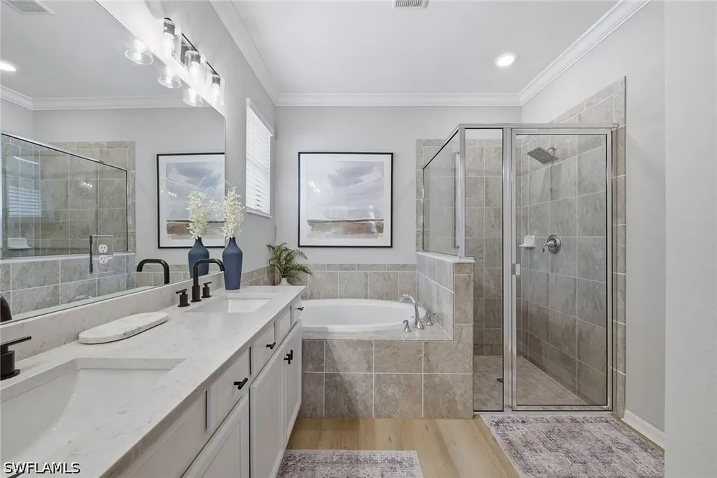 9396 Glenforest Drive Naples FL 34120