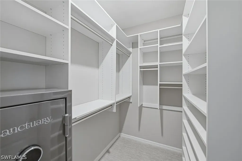 9396 Glenforest Drive Naples FL 34120