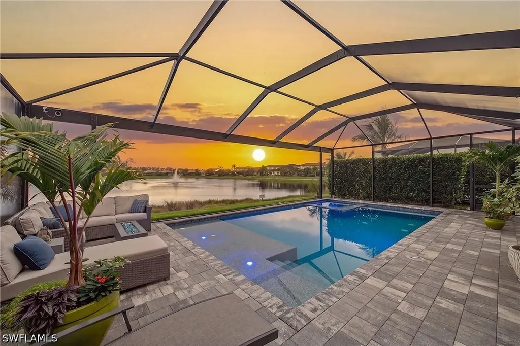 9396 Glenforest Drive Naples FL 34120