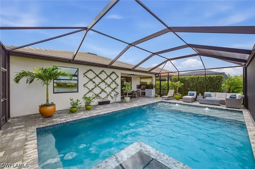 9396 Glenforest Drive Naples FL 34120