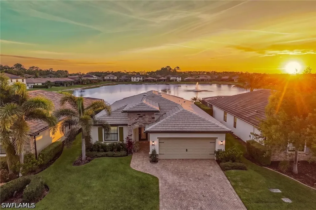 9396 Glenforest Drive Naples FL 34120