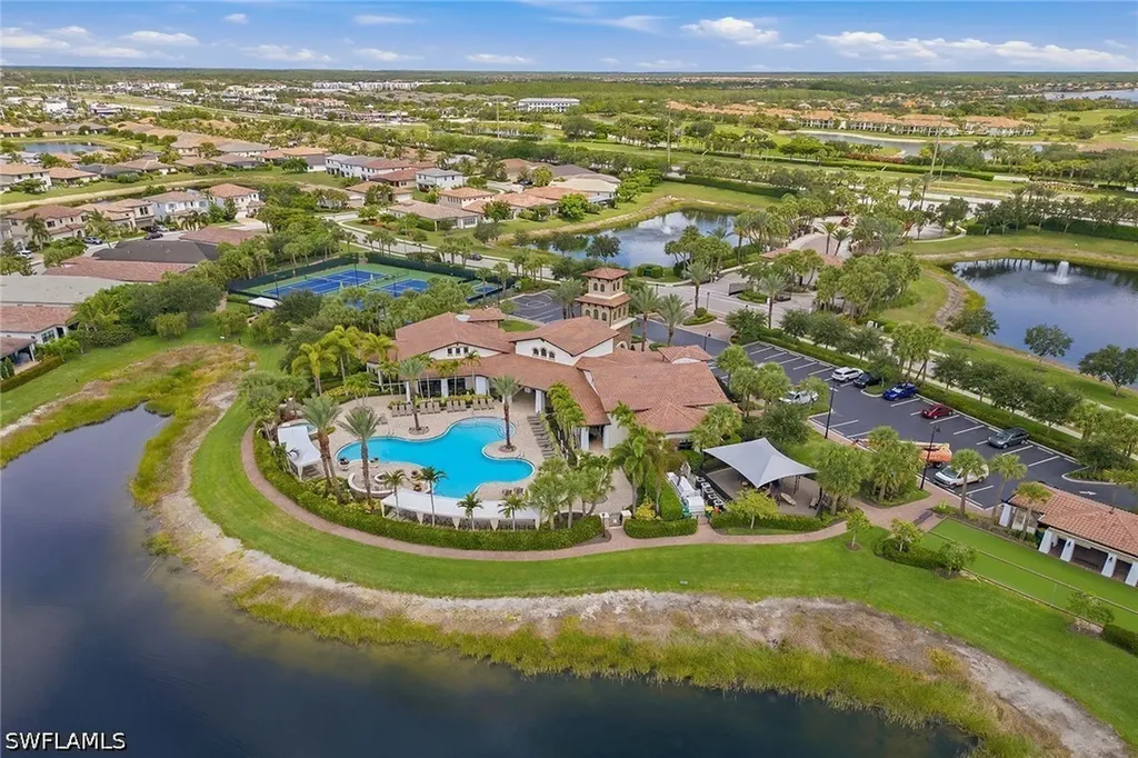 9396 Glenforest Drive Naples FL 34120