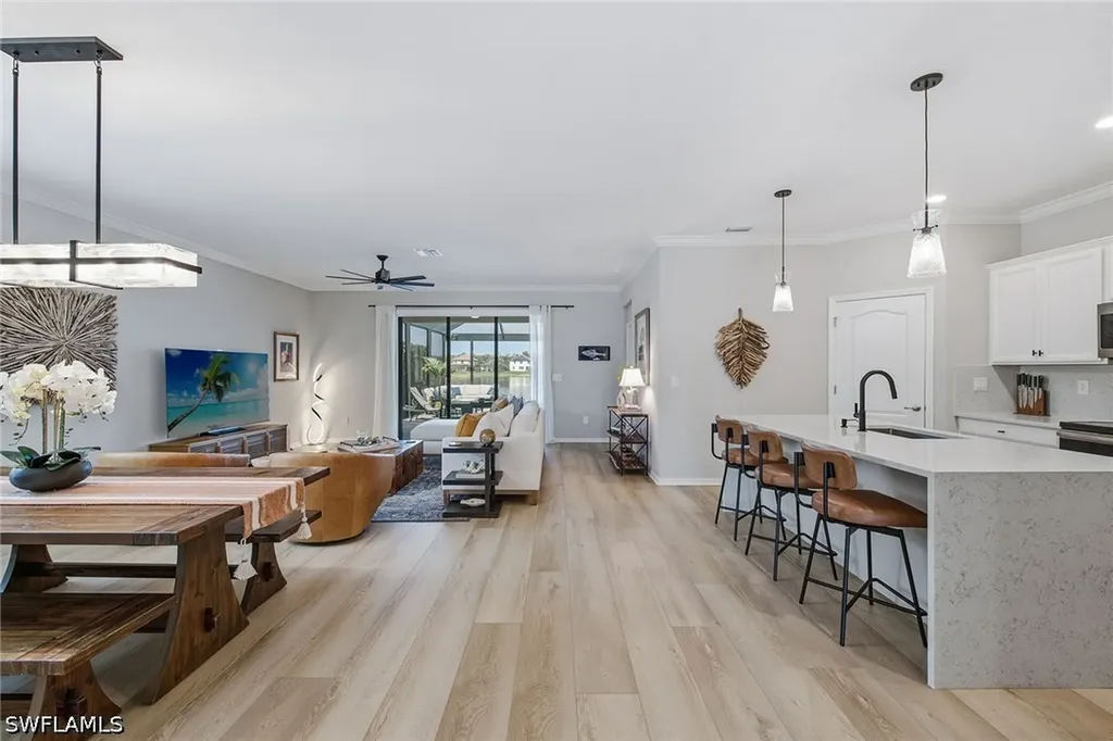 9396 Glenforest Drive Naples FL 34120