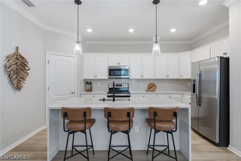 9396 Glenforest Drive Naples FL 34120