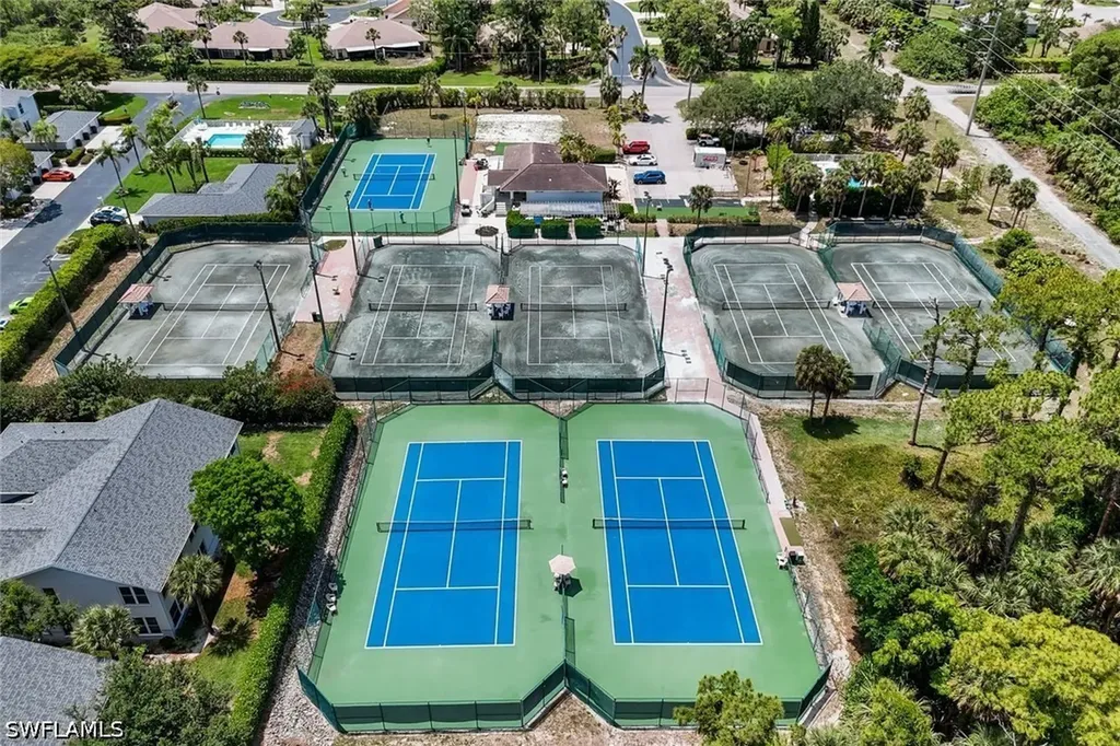 1340 Charleston Square Drive Naples FL 34110