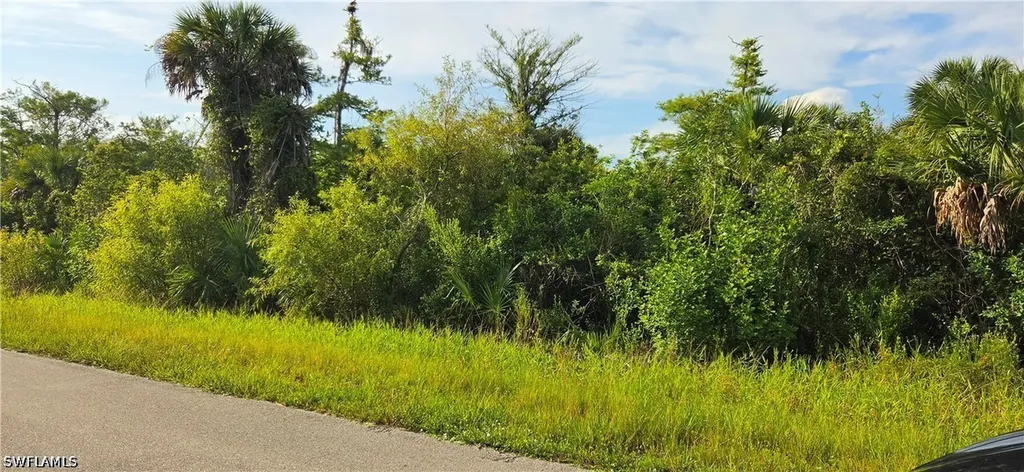 45TH Ave NE Naples FL 34120