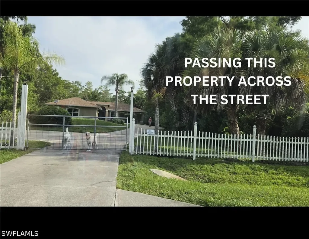 45TH Ave NE Naples FL 34120