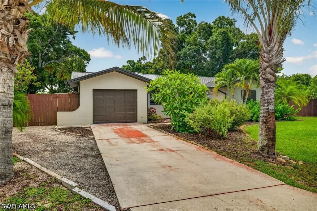 18185 Hilda Drive Fort Myers FL 33967
