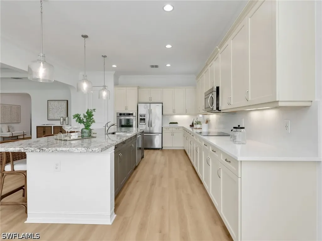 9454 Greenleigh Court Naples FL 34120