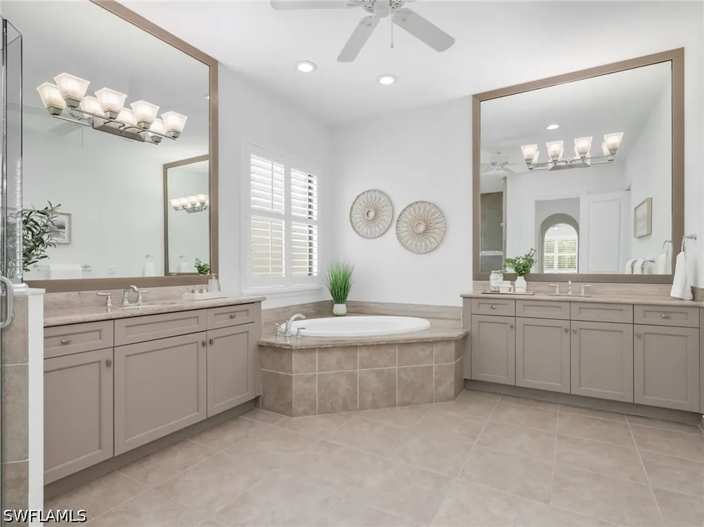 9454 Greenleigh Court Naples FL 34120